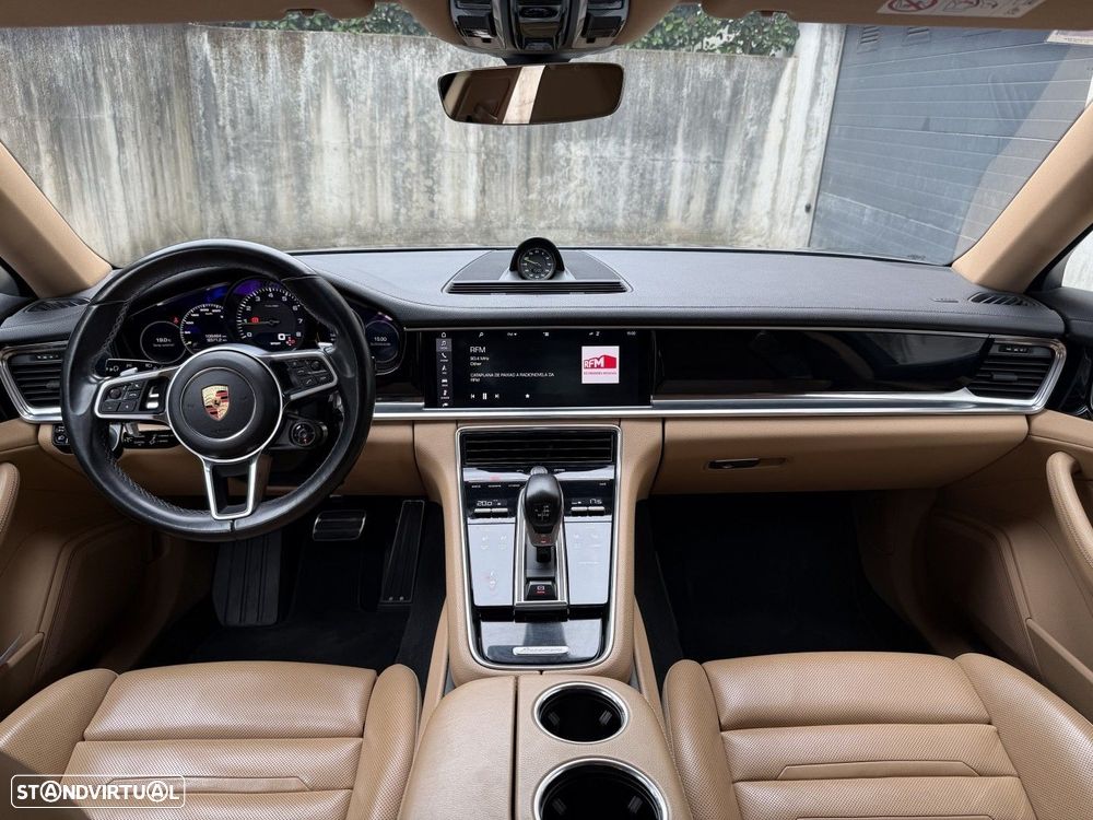 Porsche Panamera 4 E-Hybrid Platinum Edition - 9