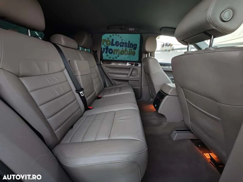 Volkswagen Touareg - 16