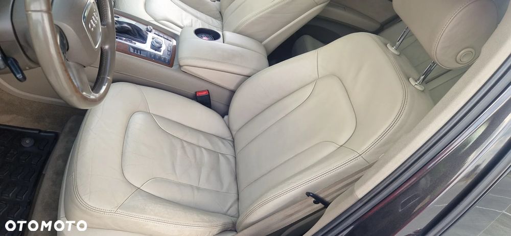 Audi Q7 - 10