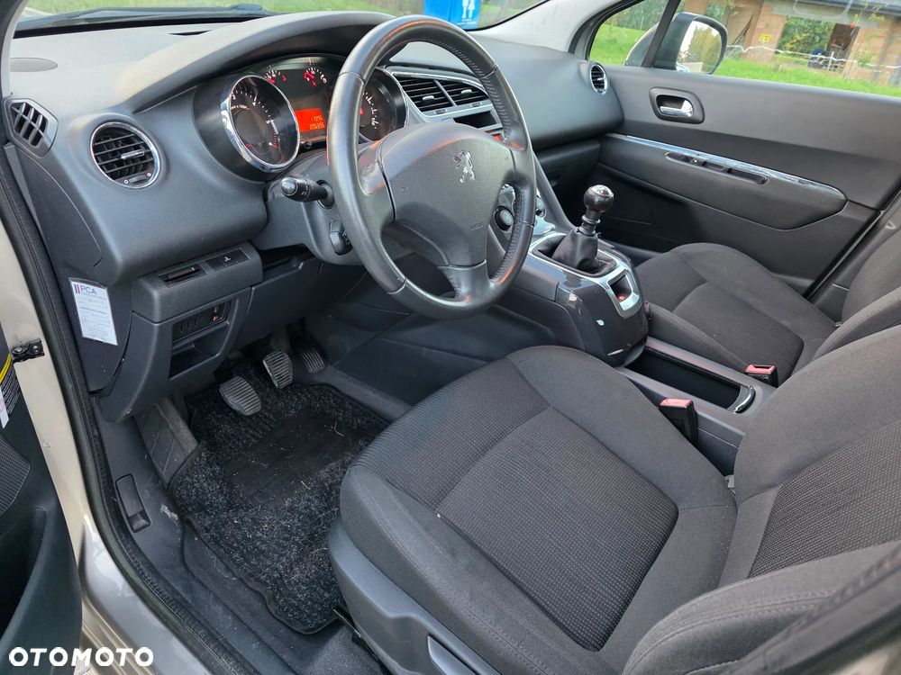 Peugeot 5008 - 7
