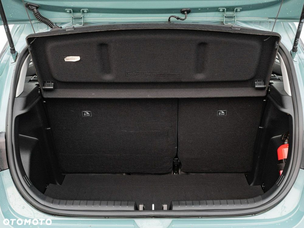 Hyundai i20 1.2 Pure - 26