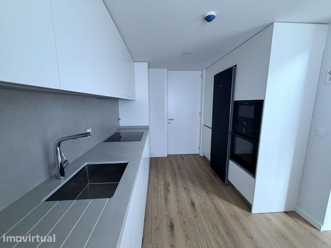 T2 duplex, Como Novo com localização privilegiada - Grande imagem: 3/21