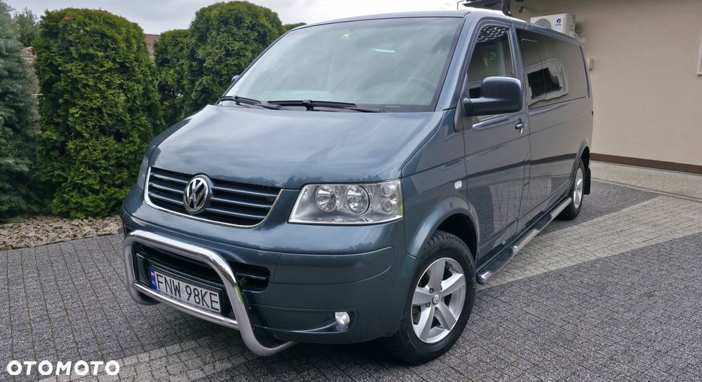 Volkswagen Caravelle - 1