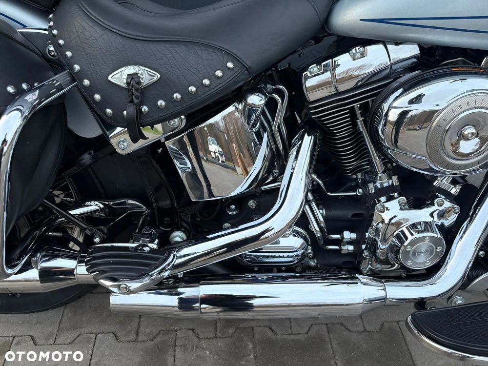 Harley-Davidson Softail Heritage Classic - 20