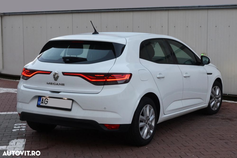 Renault Megane BLUE dCi 115 BUSINESS EDITION - 4