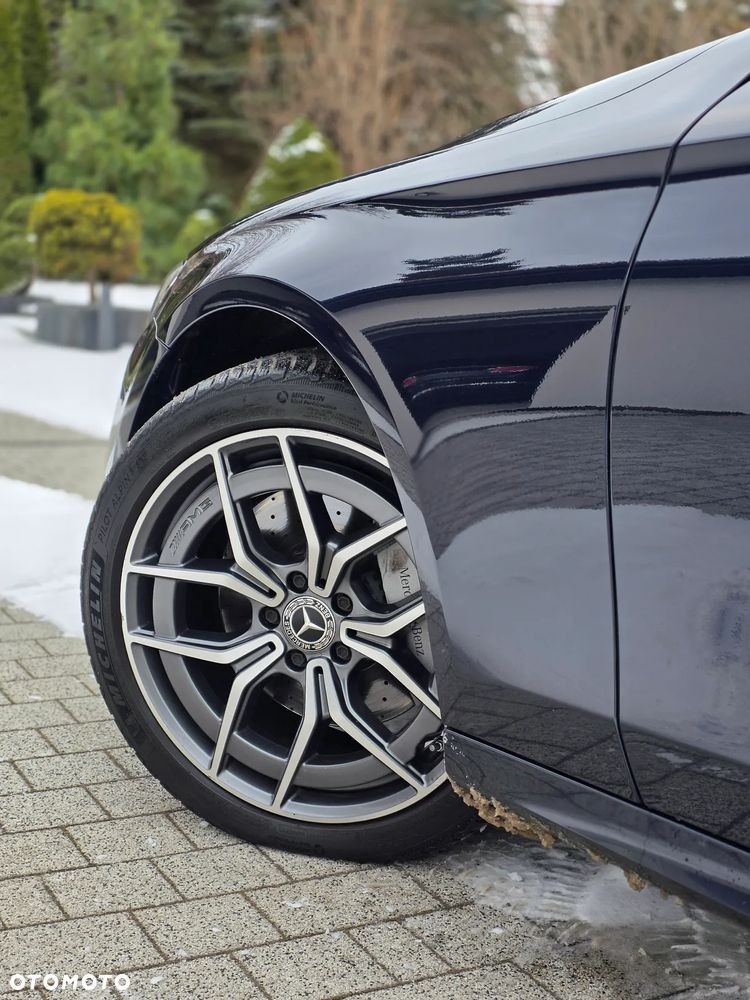 Mercedes-Benz Klasa E - 18