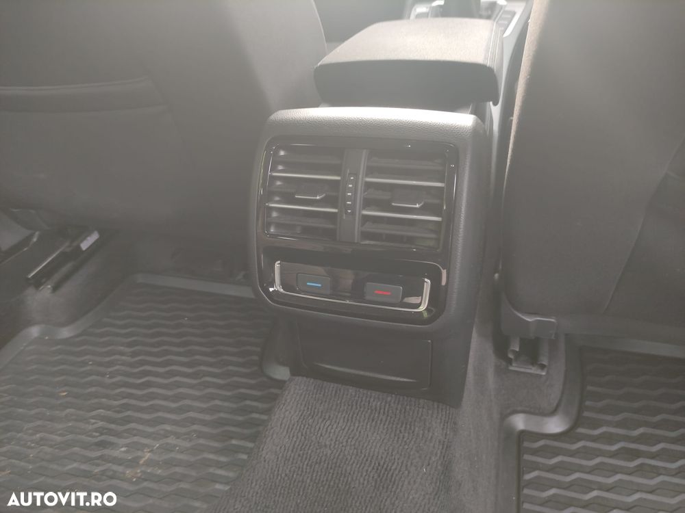 Volkswagen Passat 2.0 TDI Comfortline - 7