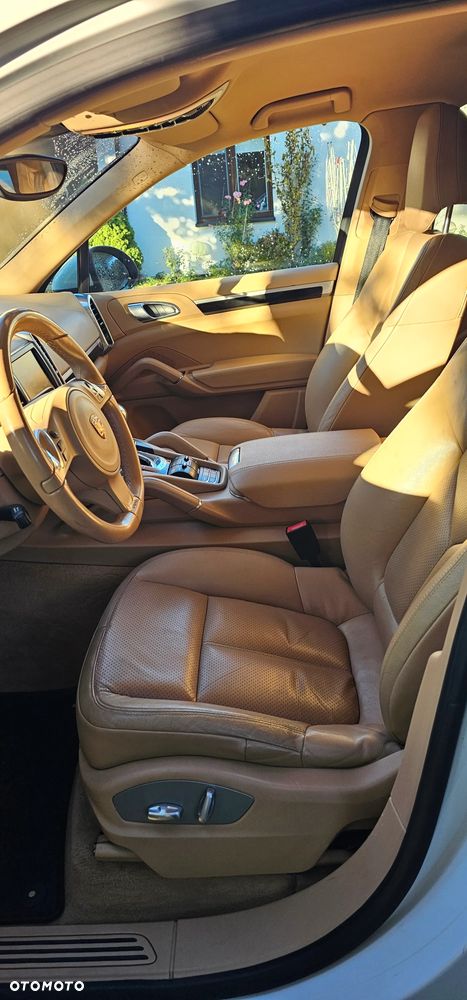 Porsche Cayenne Diesel Platinum Edition - 18