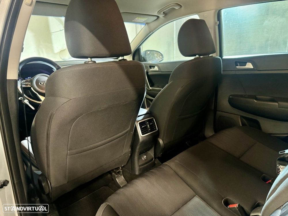 Kia Sportage 1.6 CRDI ISG Tech - 33