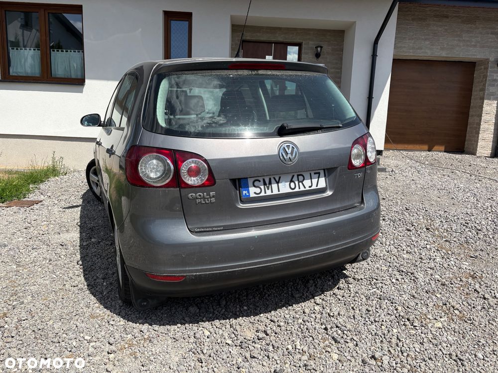 Volkswagen Golf Plus 1.9 TDI Comfortline DSG - 2