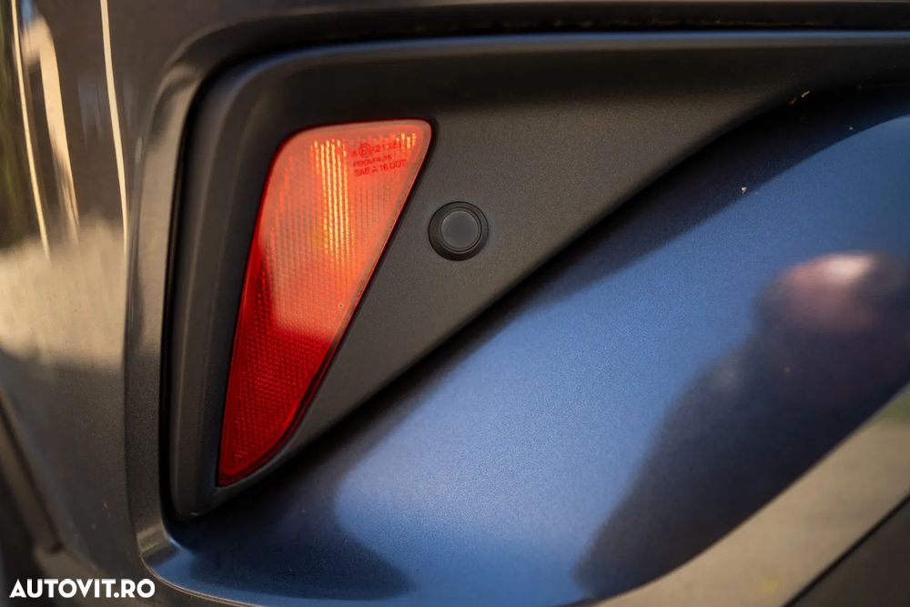 Toyota C-HR 1.8 HSD 122 CP 4x2 CVT Cult - 19