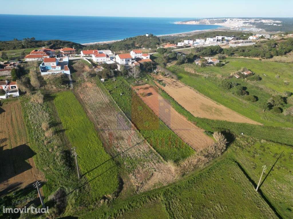 Terreno com projeto aprovado para construção de Moradia - Grande imagem: 5/13