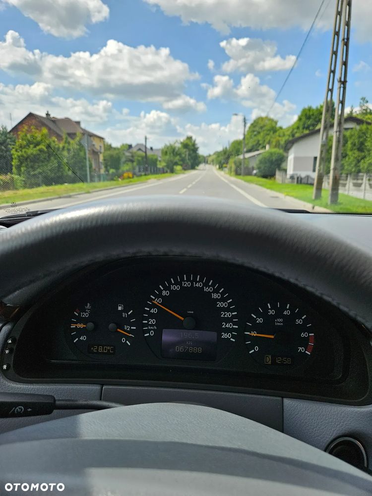 Mercedes-Benz Klasa E 430 4 Matic Elegance - 16