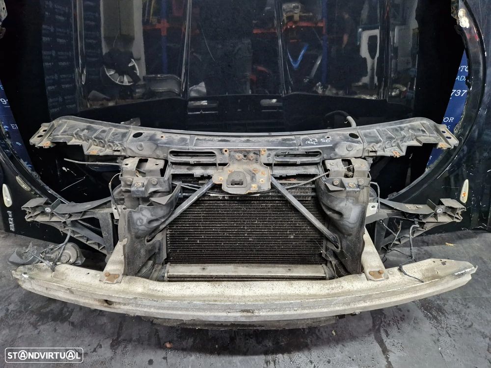 Frente completa usada BMW X3 E83 LCI 2.0D capot parachoques oticas guarda lamas radiador - 7