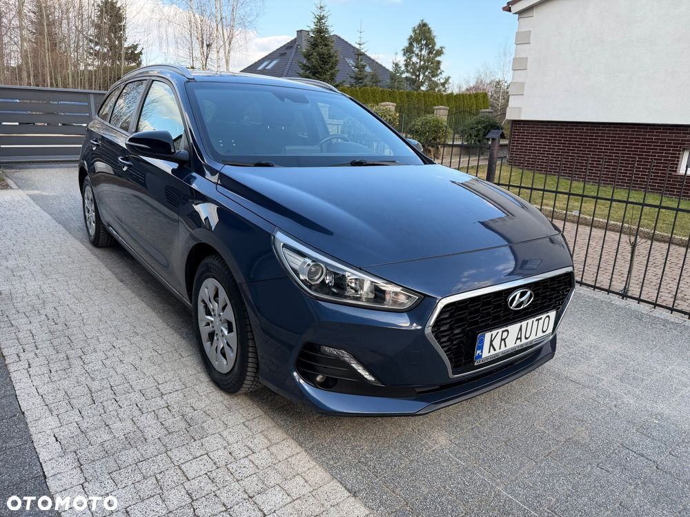 Hyundai i30 1.6 D GO Plus DCT - 1