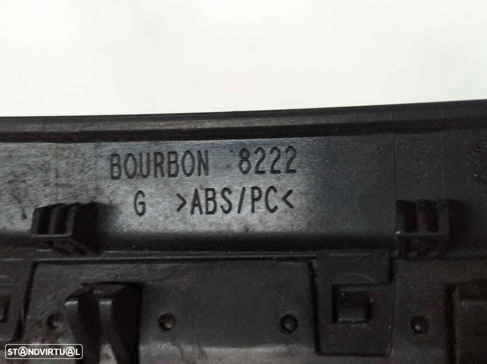 GRELHA VENTILADORA TOYOTA COROLLA - 3