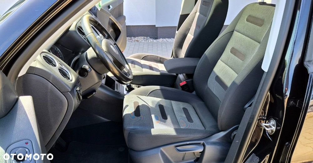Volkswagen Tiguan - 24