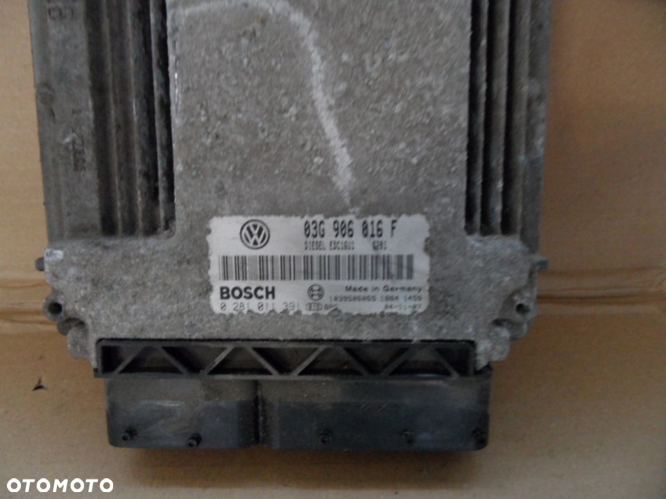 KOMPUTER SILNIKA OCTAVIA II 2.0 TDI 03G90601F - 2