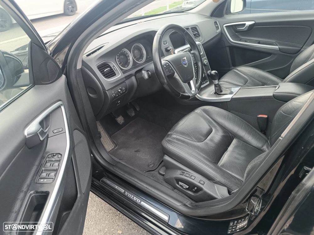 Volvo V60 - 11
