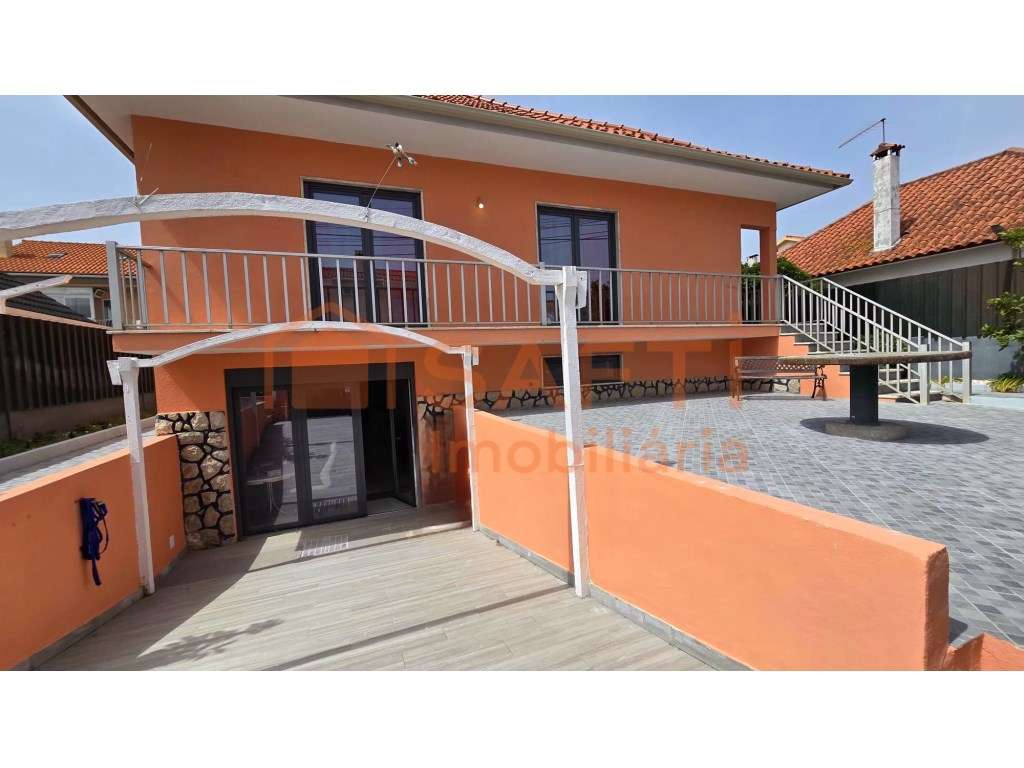 Moradia Isolada T4+1 com Piscina - Quinta Do Conde - Sesimbra - Grande imagem: 3/60