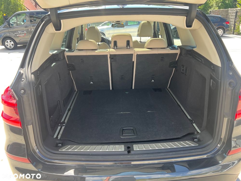 BMW X3 xDrive20d xLine - 12