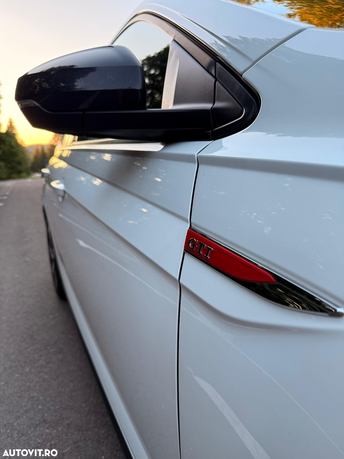 Volkswagen Polo 2.0 TSI DSG GTI - 14