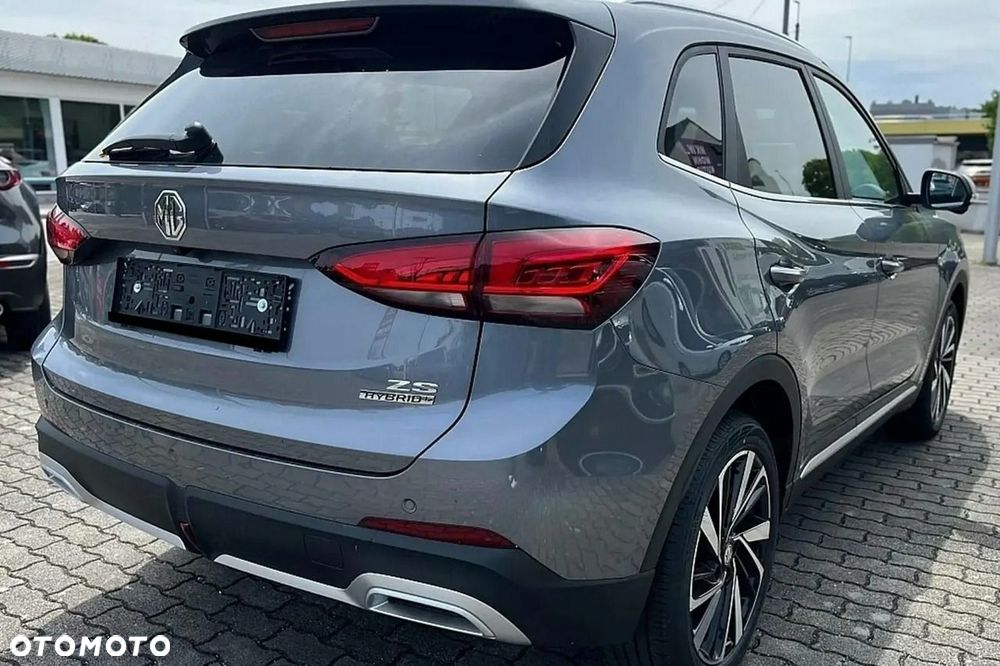 MG ZS 1.5 HEV+ Exclusive - 6