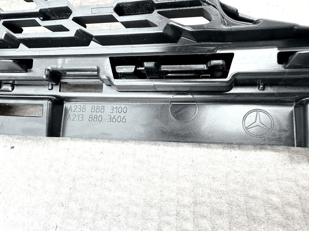 ATRAPA GRILL Mercedes E-klasa W213 W238 Lift - AMG - 10