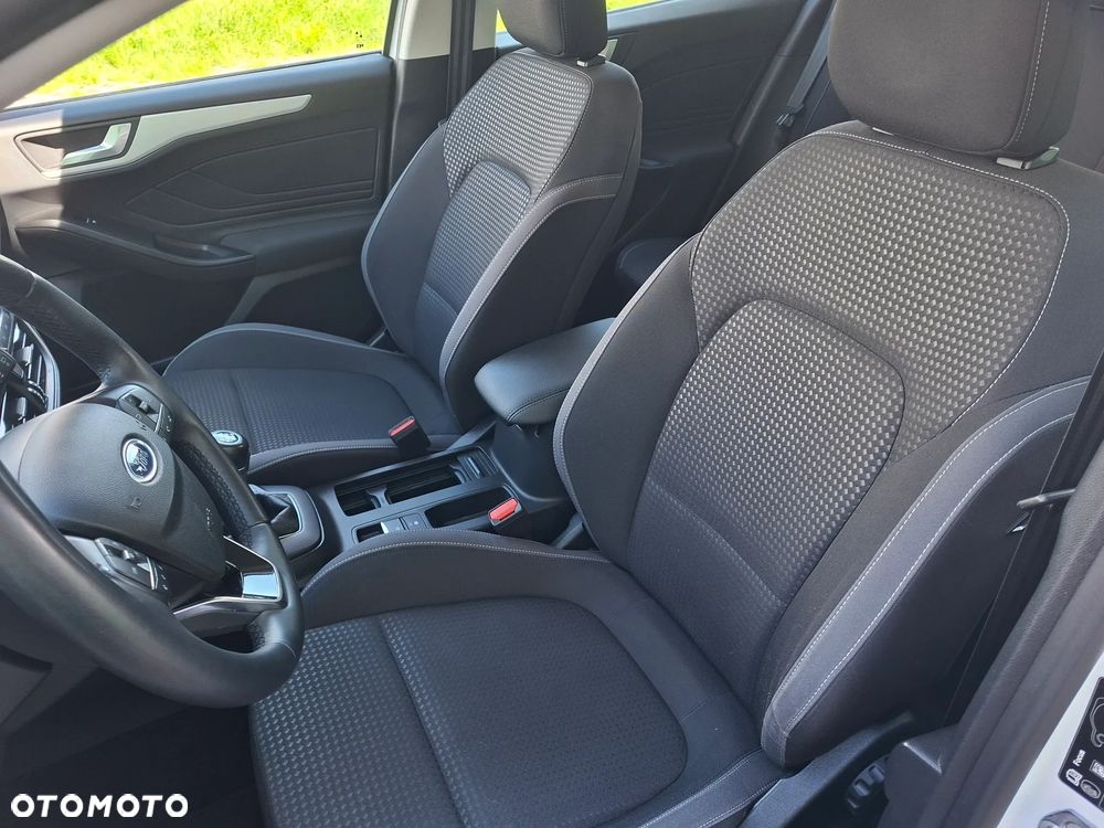 Ford Focus - 18
