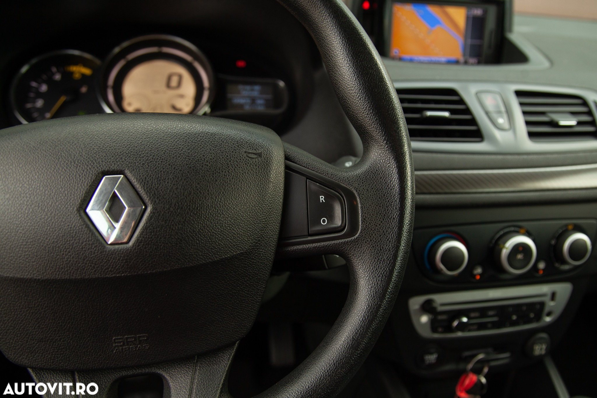 Renault Megane - 24