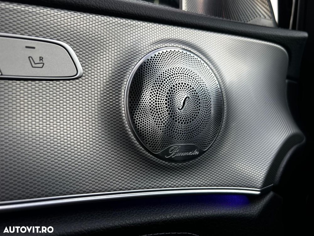 Mercedes-Benz E - 14