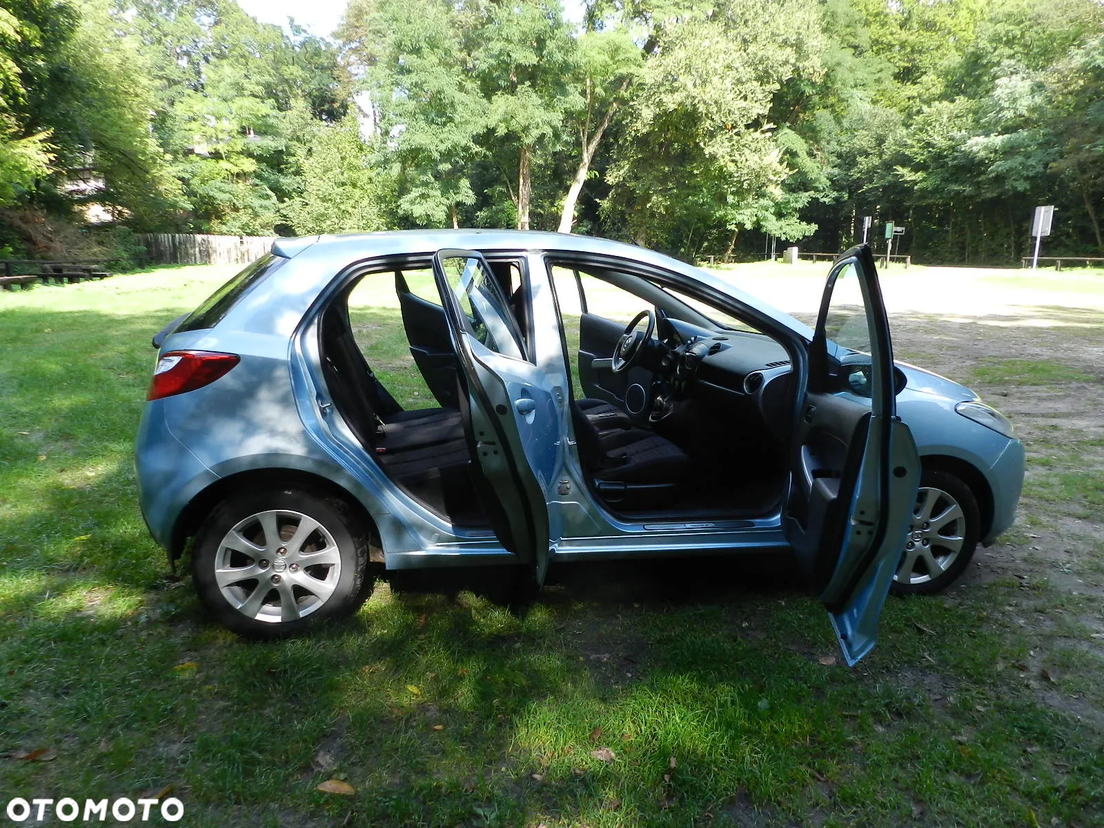 Mazda 2 - 11