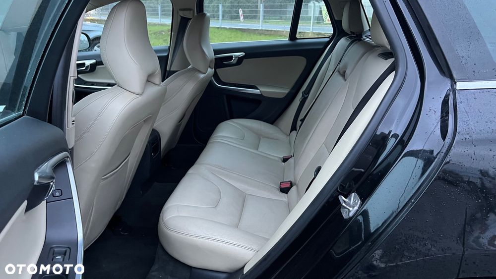 Volvo V60 D4 Drive-E Summum - 7