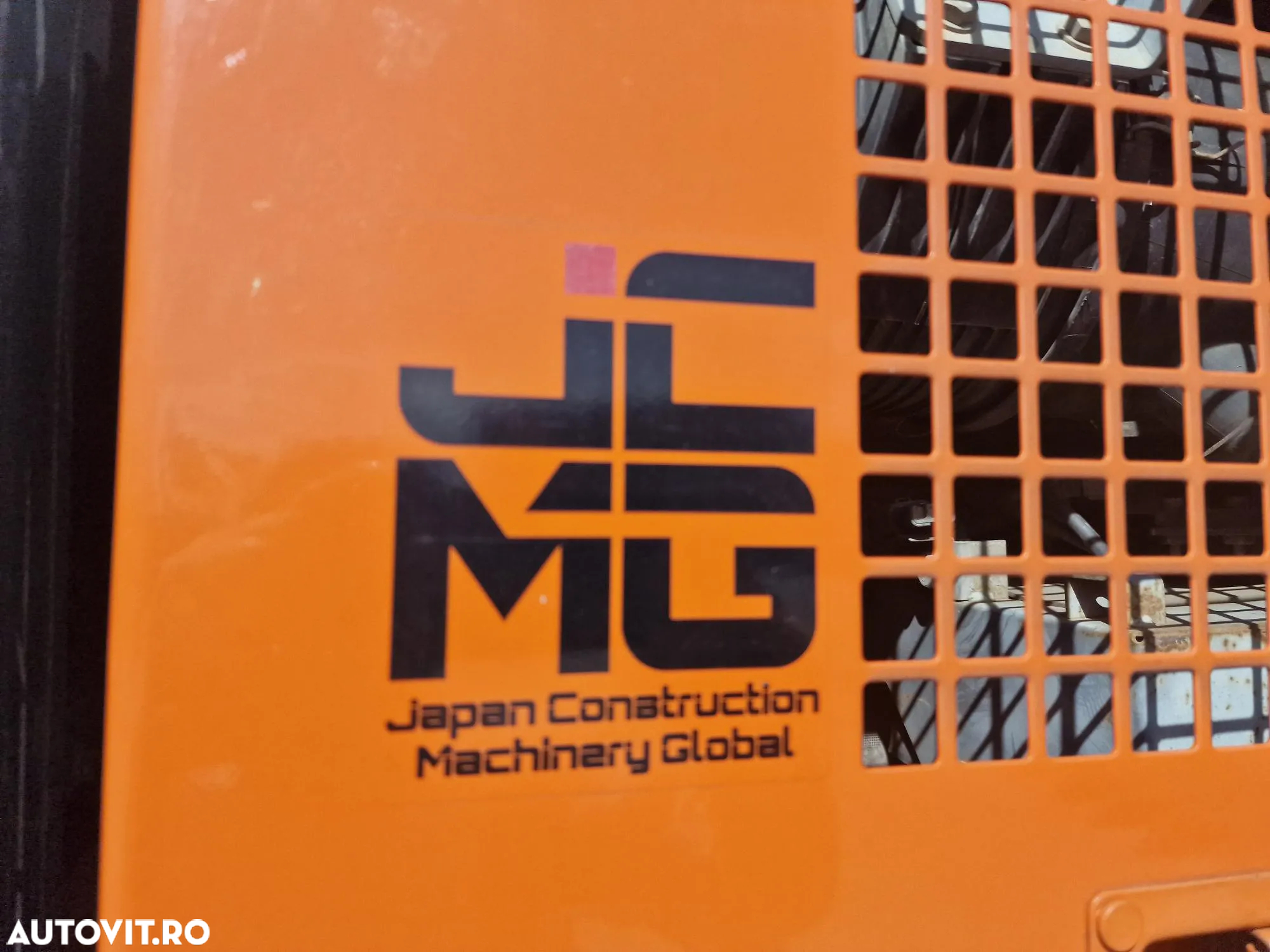 Hitachi ZX135-3.552h, 2020, LAMA NIVELARE, COMPACT in gabarit, CUPLA RAPIDA hidraulica, Int picon, Inst hidr rotire atasamente, Masa operationala 15,7t, ad sapare 6m, Ridica tevi 8,5t, camera spate si 2 laterale, consum 9l/h, sist antifurt, PROMOTIE 86900eur - 26