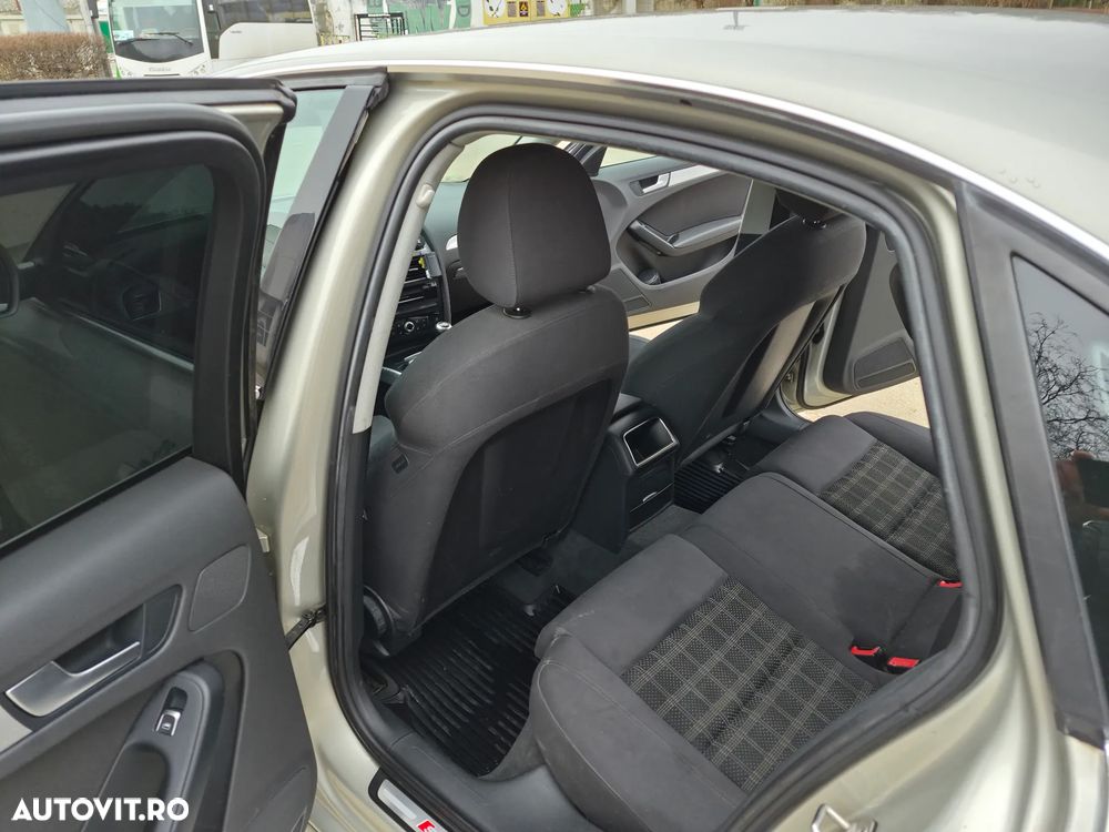 Audi A4 Limuzina - 12