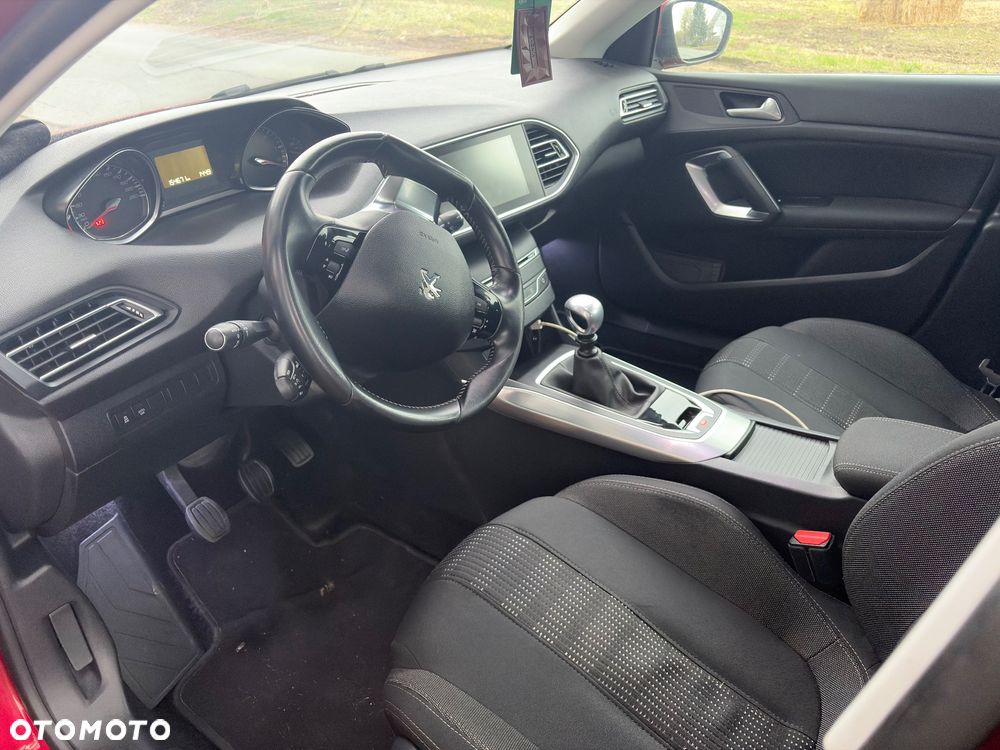Peugeot 308 1.6 BlueHDi Allure S&S - 7