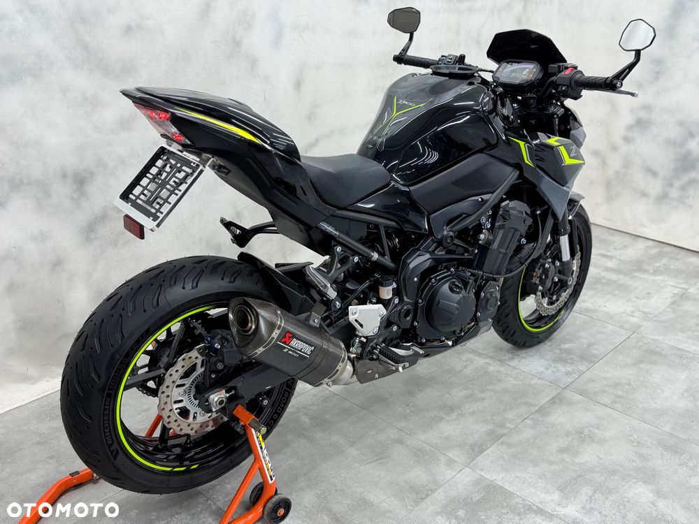Kawasaki Z 900 - 5