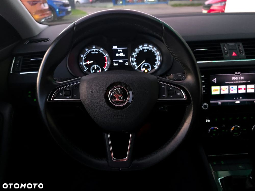 Skoda Octavia 1.5 TSI ACT Style - 15