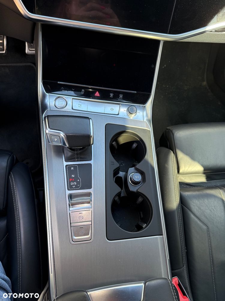 Audi A6 Avant 3.0 TDI quattro S tronic - 13