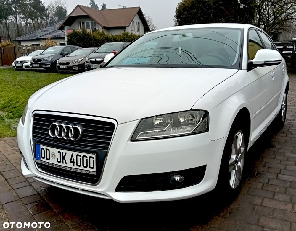 Audi A3 Sportback 1.6 Ambiente - 3