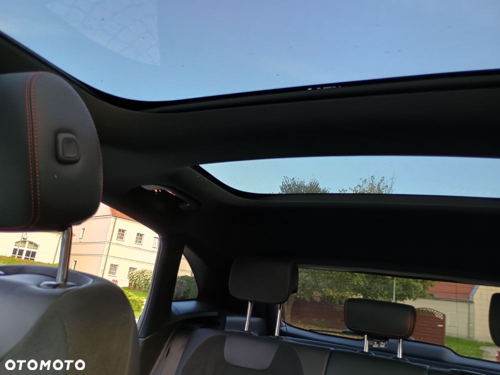 Mercedes-Benz GLA 200 d 4-Matic AMG Line - 26