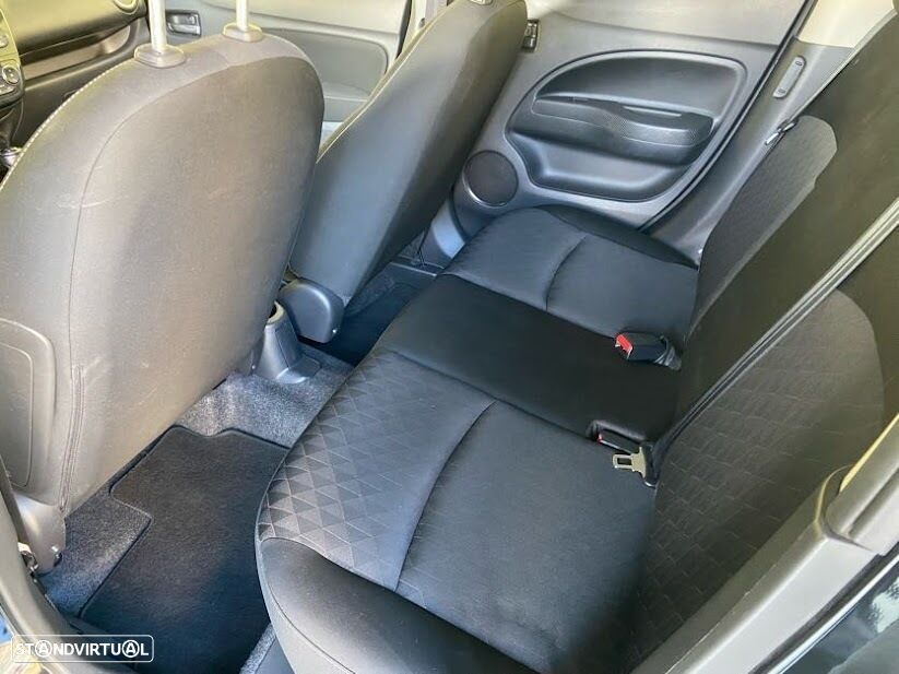 Mitsubishi Space Star 1.2 Intense - 9