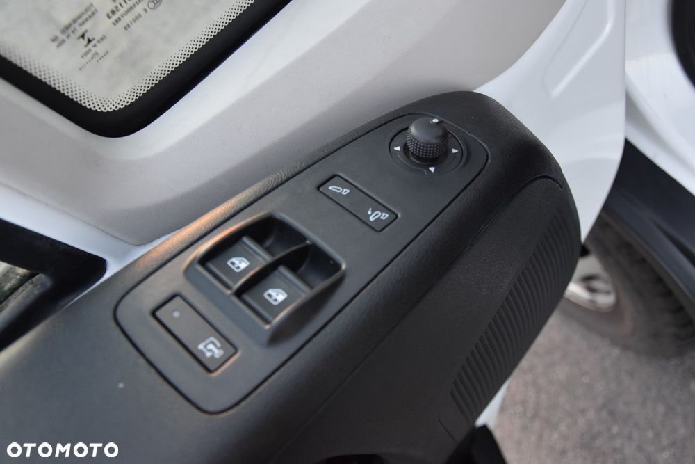 Peugeot BOXER 140 2.2 BLUEHDI L4H2 - 15