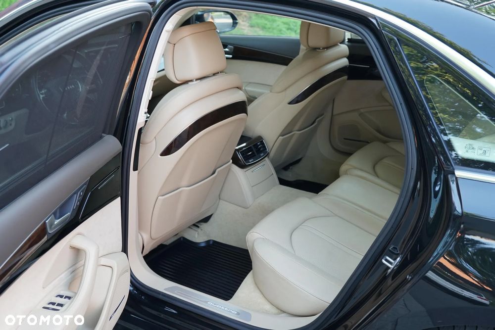 Audi A8 - 12
