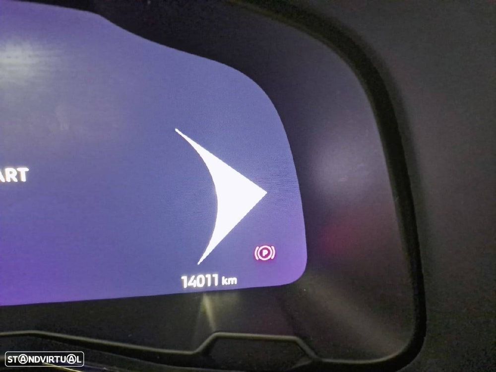 DS DS7 1.5 BlueHDi Pallas EAT8 - 13