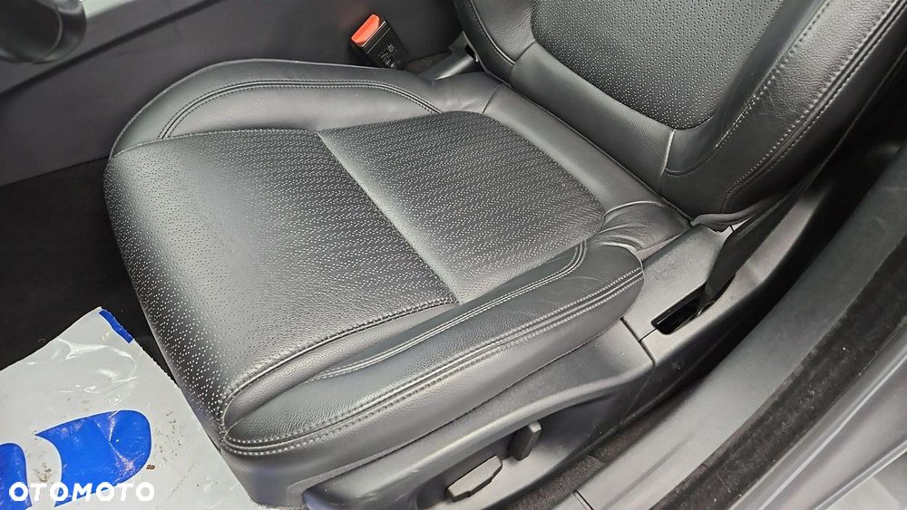 Jaguar XF 2.0 i4D Prestige - 12