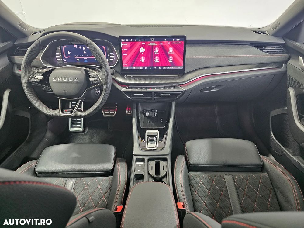 Skoda Octavia 2.0 TSI 265 CP DSG RS - 12