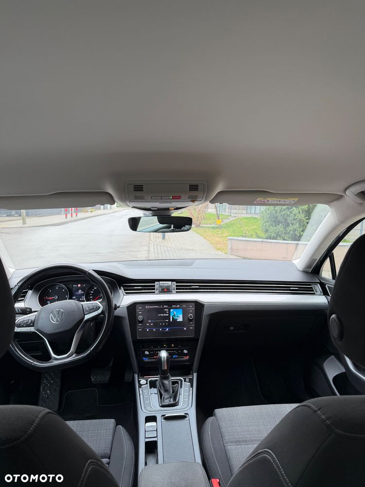 Volkswagen Passat 2.0 TDI Business DSG - 24