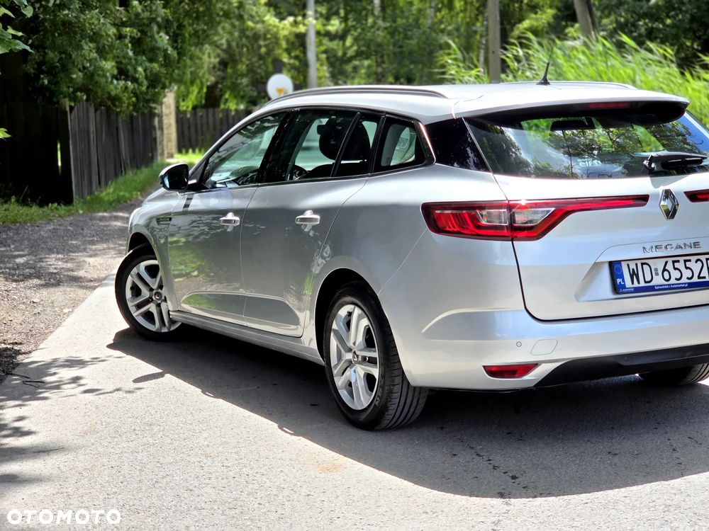 Renault Megane 1.5 Blue dCi Equilibre - 12