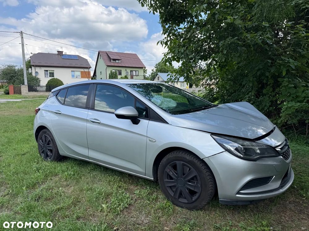 Opel Astra 1.4 Enjoy - 1